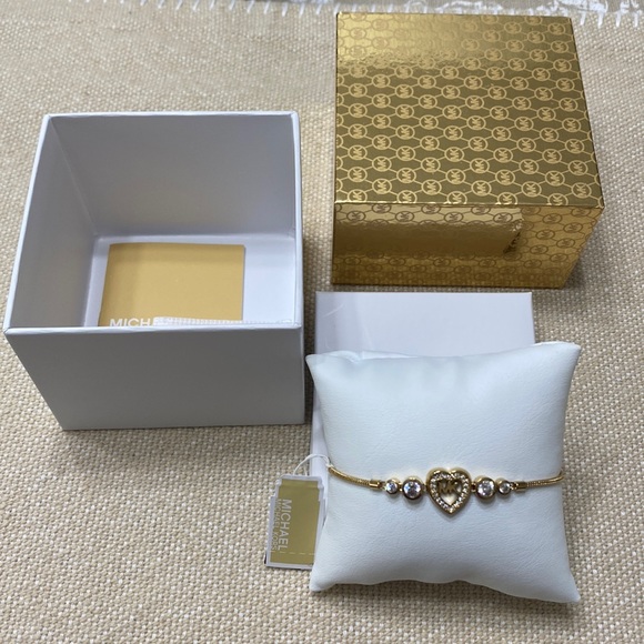 Michael Kors Adjustable Gold Heart Bracelet NIB - Picture 1 of 8